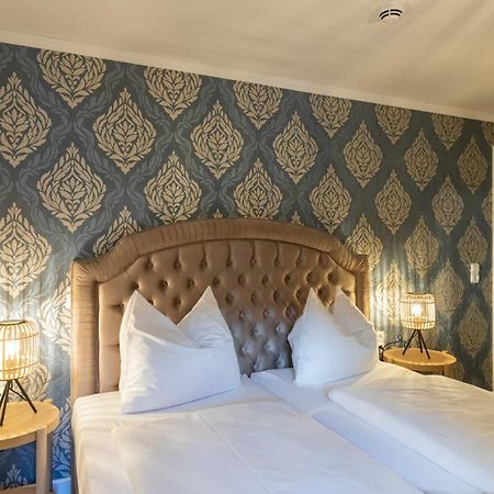 Altstadthotel Zur Boerse Гослар Екстериор снимка